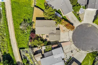 166 San Joaquin Court, Bay Point, CA 94565 - Photo 35