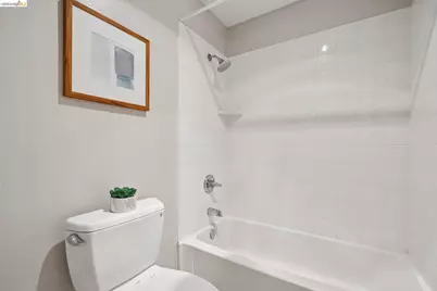 96 Bayside Ct, Richmond, CA 94804 - Photo 21