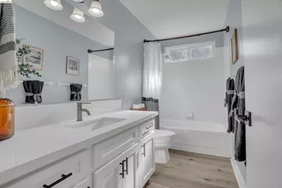 17 Kensington Ct, Brentwood, CA 94513 - Photo 25