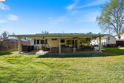 5665 Arcadia Ave, Loomis, CA 95650 - Photo 35