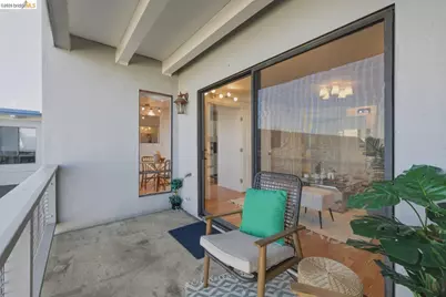 6 Commodore Dr #C450, Emeryville, CA 94608 - Photo 15