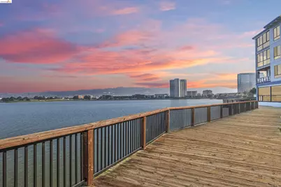 6 Commodore Dr #C450, Emeryville, CA 94608 - Photo 29