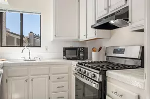 214 Apollo, Hercules, CA 94547 - Photo 7