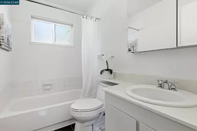 2359 Platt Dr, Martinez, CA 94553 - Photo 19