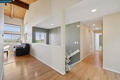 66 Bridge Rd, Novato, CA 94945 - Photo 23