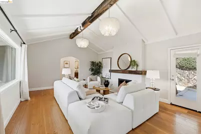 5701 Snake Rd, Oakland, CA 94611 - Photo 3