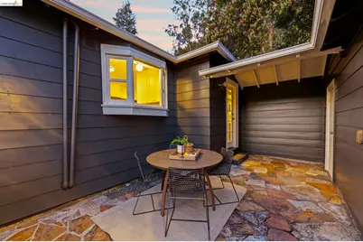 5701 Snake Rd, Oakland, CA 94611 - Photo 37