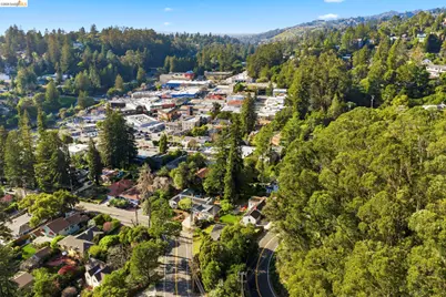 5701 Snake Rd, Oakland, CA 94611 - Photo 49