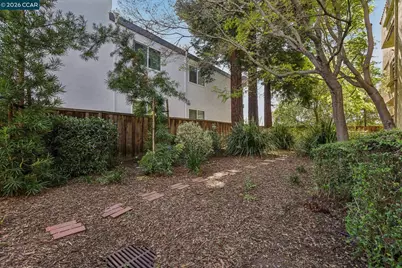 1201 Alta Vista Drive #106, Walnut Creek, CA 94596 - Photo 41