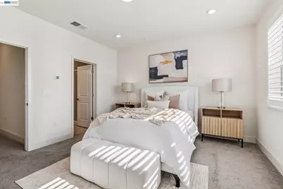 28957 Ashwell Ave, Hayward, CA 94544 - Photo 29