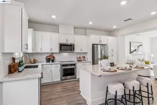 28957 Ashwell Ave, Hayward, CA 94544 - Photo 15