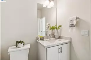 28957 Ashwell Ave, Hayward, CA 94544 - Photo 25