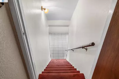 8445 Aster Ave, Oakland, CA 94605 - Photo 17