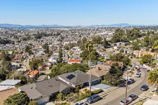 8445 Aster Ave, Oakland, CA 94605 - Photo 3