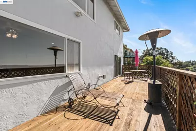 8445 Aster Ave, Oakland, CA 94605 - Photo 25