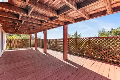 8445 Aster Ave, Oakland, CA 94605 - Photo 27