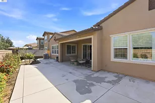 215 Cara Ct, Mountain House, CA 95391 - Photo 35