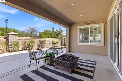 215 Cara Ct, Mountain House, CA 95391 - Photo 33