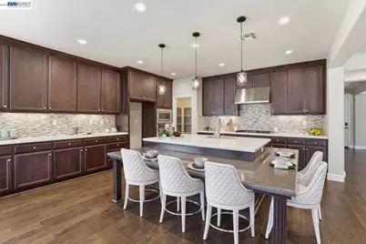 215 Cara Ct, Mountain House, CA 95391 - Photo 13