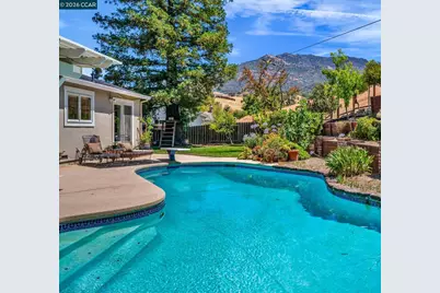 33 El Molino Dr, Clayton, CA 94517 - Photo 47