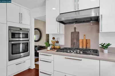 33 El Molino Dr, Clayton, CA 94517 - Photo 11