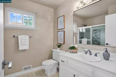 33 El Molino Dr, Clayton, CA 94517 - Photo 29