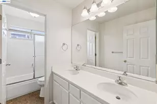 25318 Buckeye Dr, Castro Valley, CA 94552 - Photo 31