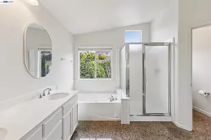 25318 Buckeye Dr, Castro Valley, CA 94552 - Photo 27