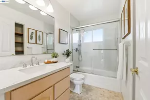 38157 Parkmont Dr, Fremont, CA 94536 - Photo 7