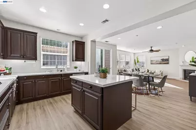 4915 Shelton St, Dublin, CA 94568 - Photo 13