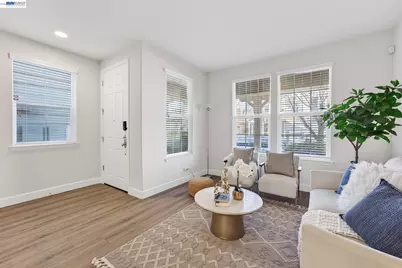 4915 Shelton St, Dublin, CA 94568 - Photo 5