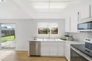 5981 Skylinks, Livermore, CA 94551 - Photo 17