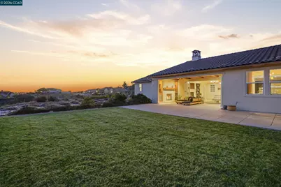 372 Falcon Crest Dr, Lompoc, CA 93436 - Photo 43