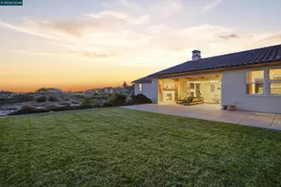 372 Falcon Crest Dr, Lompoc, CA 93436 - Photo 43