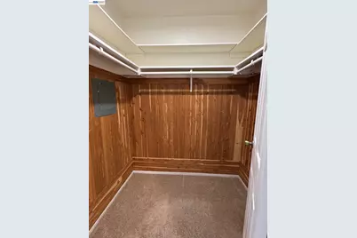 3211 Phoenix Ln, Alameda, CA 94502 - Photo 13