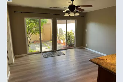 3211 Phoenix Ln, Alameda, CA 94502 - Photo 5