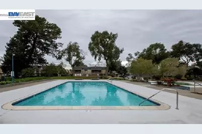 3211 Phoenix Ln, Alameda, CA 94502 - Photo 19