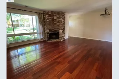 3211 Phoenix Ln, Alameda, CA 94502 - Photo 3
