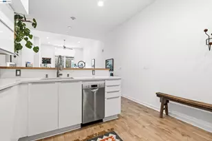 630 Thomas L Berkley Way, Oakland, CA 94612 - Photo 13