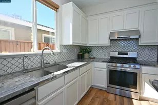 2617 Tampico Dr, Pittsburg, CA 94565 - Photo 17