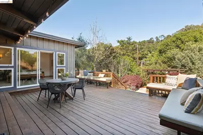 3500 Rubin Dr, Oakland, CA 94602 - Photo 9