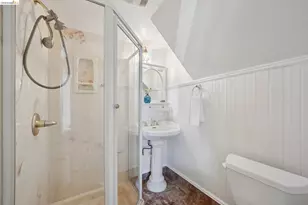 5339 Princeton St, Oakland, CA 94601 - Photo 23