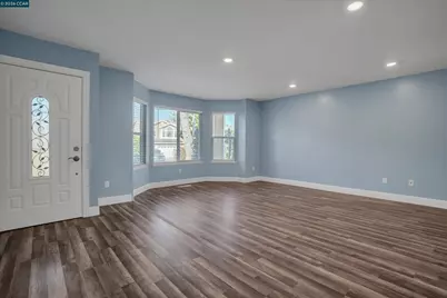 2833 Bellflower Dr, Antioch, CA 94531 - Photo 3