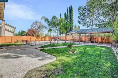 2833 Bellflower Dr, Antioch, CA 94531 - Photo 31