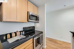 6400 Christie Ave, Emeryville, CA 94608 - Photo 9