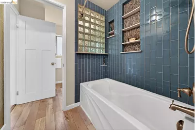 1368 Ridgecrest Rd, Pinole, CA 94564 - Photo 37