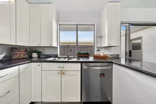 1368 Ridgecrest Rd, Pinole, CA 94564 - Photo 27