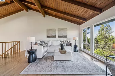 471 Ridgeview Dr, Pleasant Hill, CA 94523 - Photo 3