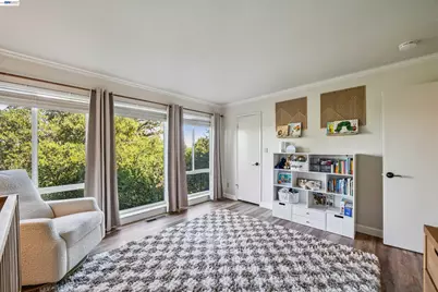 471 Ridgeview Dr, Pleasant Hill, CA 94523 - Photo 23