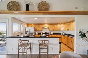 471 Ridgeview Dr, Pleasant Hill, CA 94523 - Photo 11